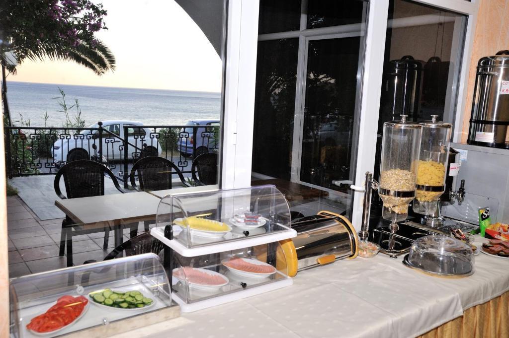 Creta Mare Hotel Plakias Eksteriør billede